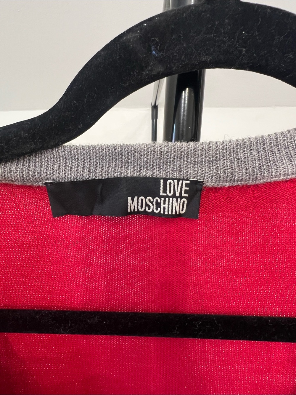 Moschino Red Crewneck Sweater with Silver Chain Trim - Picture 5 of 5